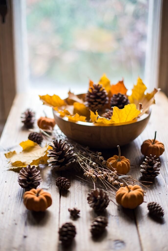Bring the Outdoors In With a Fall Foraged Arrangement